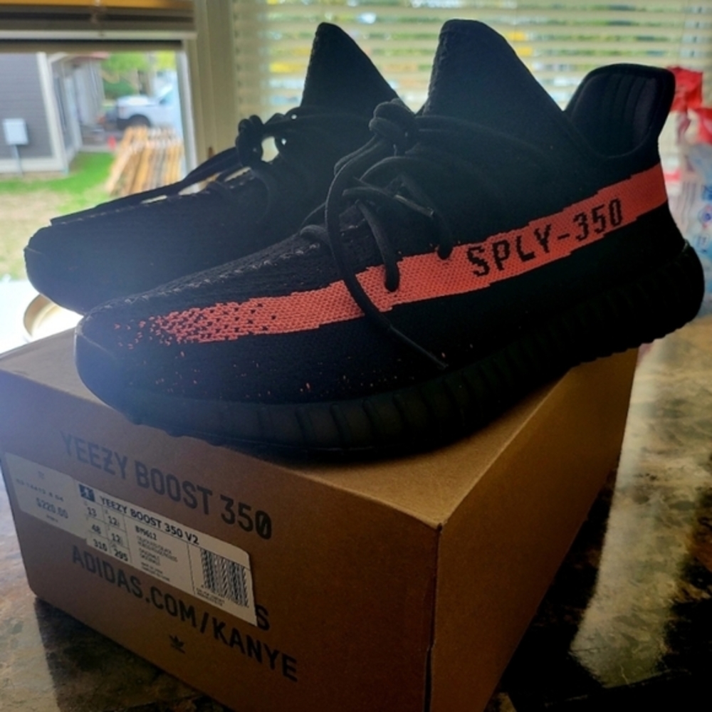 Yeezy 350 (size 13)